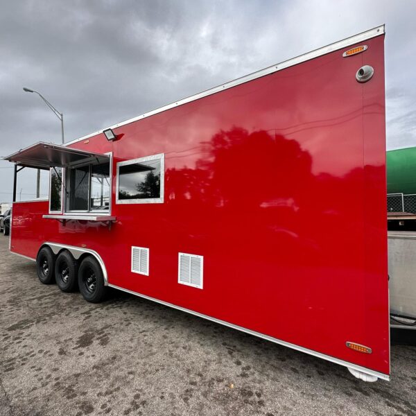 Custom Food Trailer W/ Porch⁣⁣ 26’ (18’ trailer with an 8’ porch)