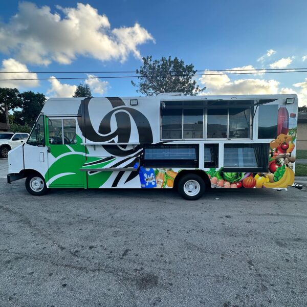 Custom 18’ Food Truck