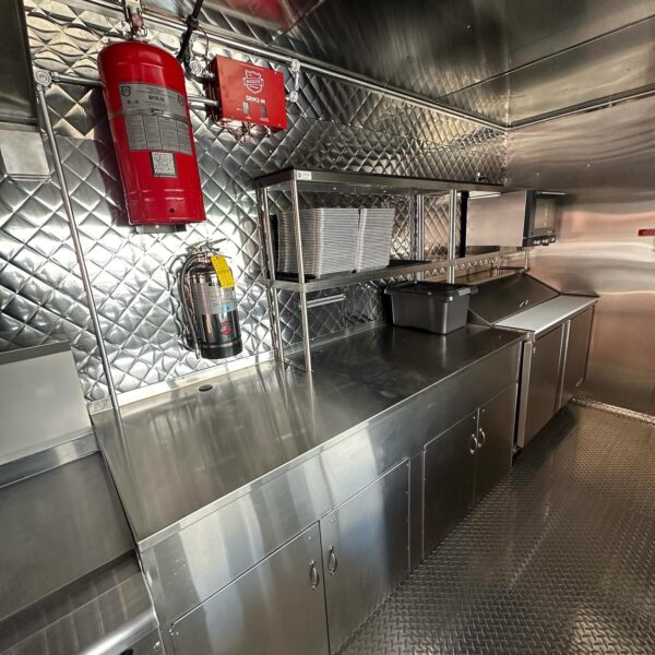 Custom 20’ Food Trailer - Image 6