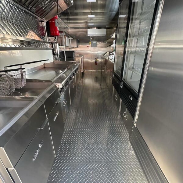 Custom 20’ Food Trailer - Image 9