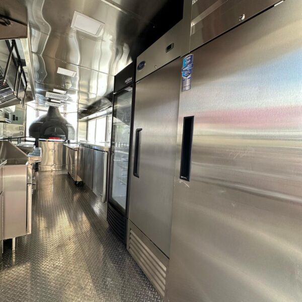 Custom 22' Food Trailer - Image 3