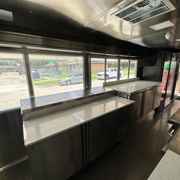 Custom 22' Food Trailer - Image 8