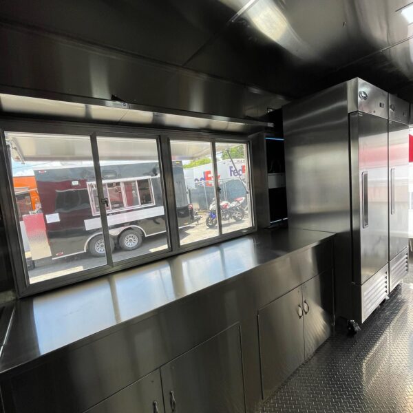 Custom 16' Food Trailer - Image 3