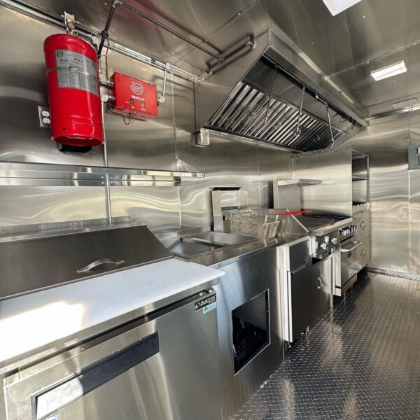 Custom 14' Food Trailer - Image 6